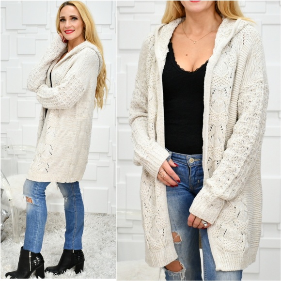 Beautiful Knit Cardigan - Picture 2 of 4